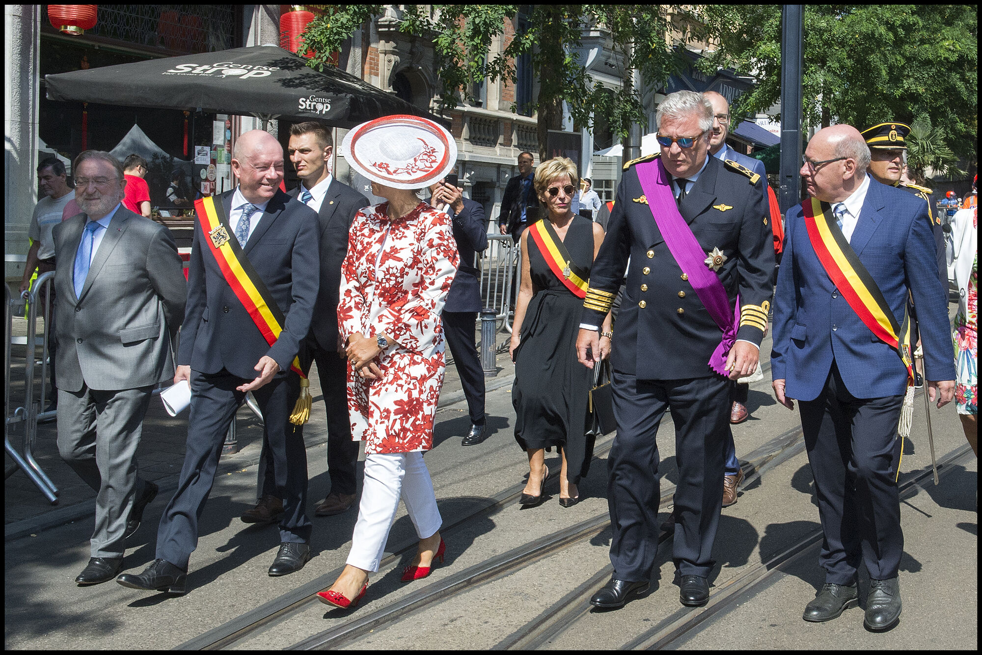 Koninklijk bezoek van Prins Laurent en Prinses Claire voor nationale feestdag